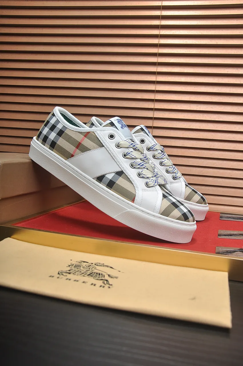 Men's shoes💰460💶【Burberry】Classic low-top sneakers｜Imported cowhide with classic plaid fabric｜Cow leather lining｜Original outsole｜Fine workmanship and comfortable to wear Size: 38-44 (customized at 45)